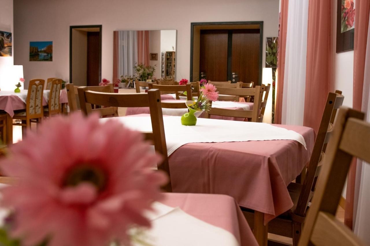 Pension Hotel Mariahilf Wien Ngoại thất bức ảnh