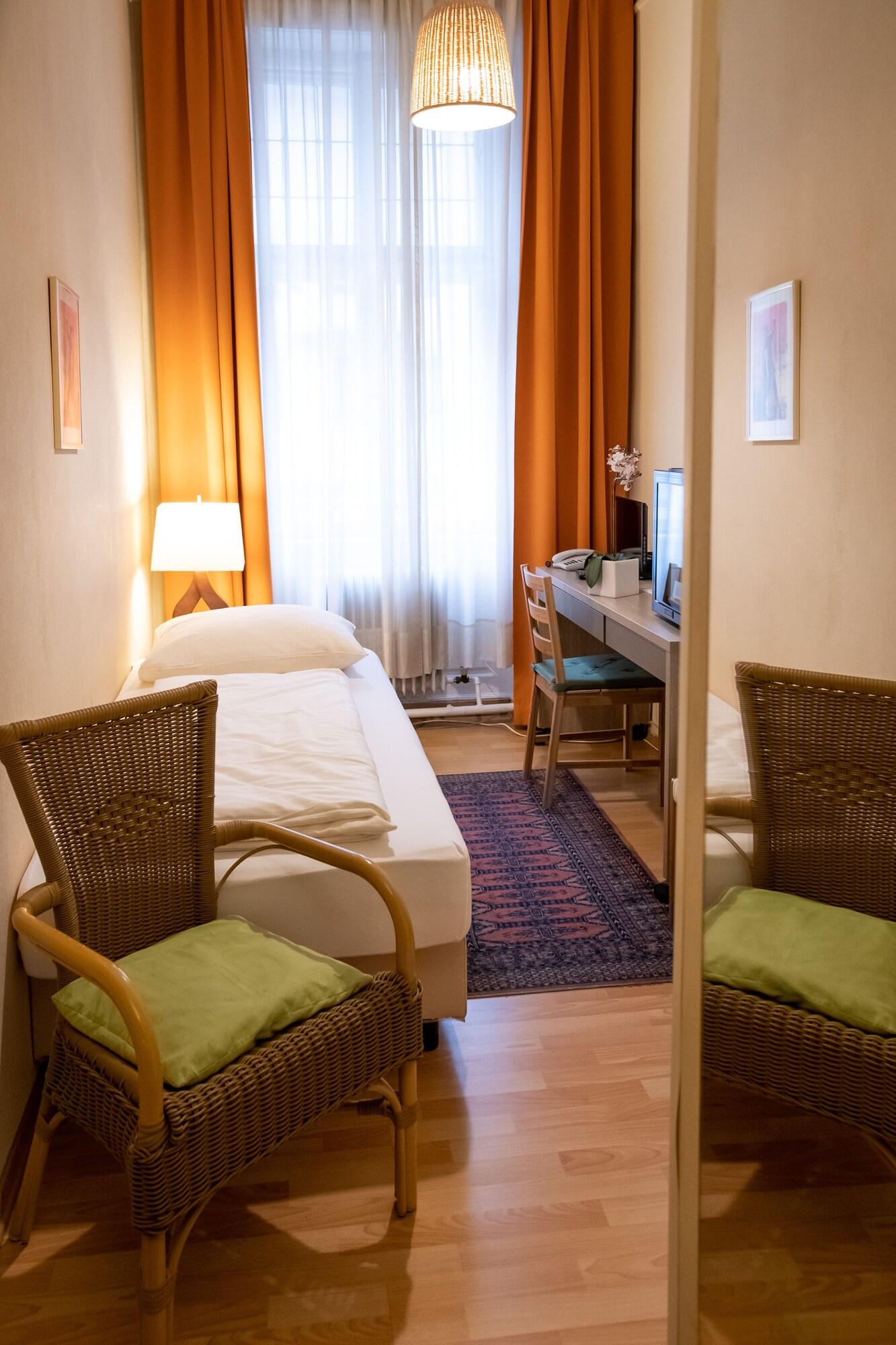 Pension Hotel Mariahilf Wien Ngoại thất bức ảnh