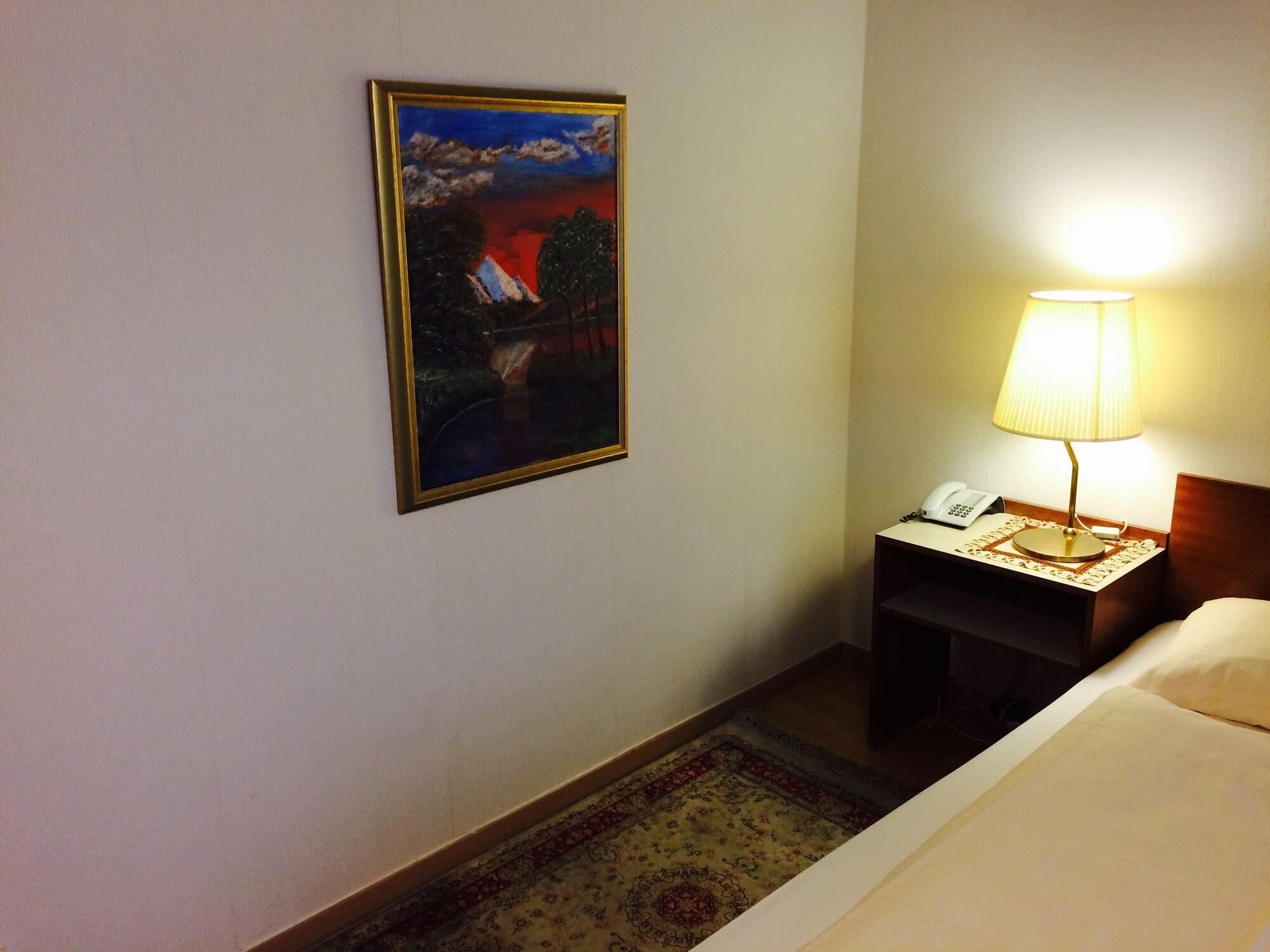 Pension Hotel Mariahilf Wien Ngoại thất bức ảnh